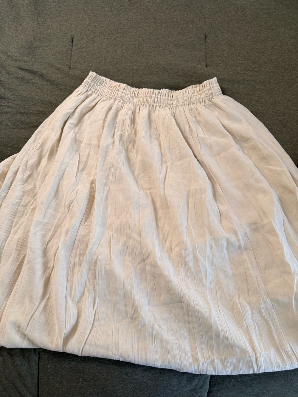 Abercrombie & Fitch Cream Gathered Midi Skirt